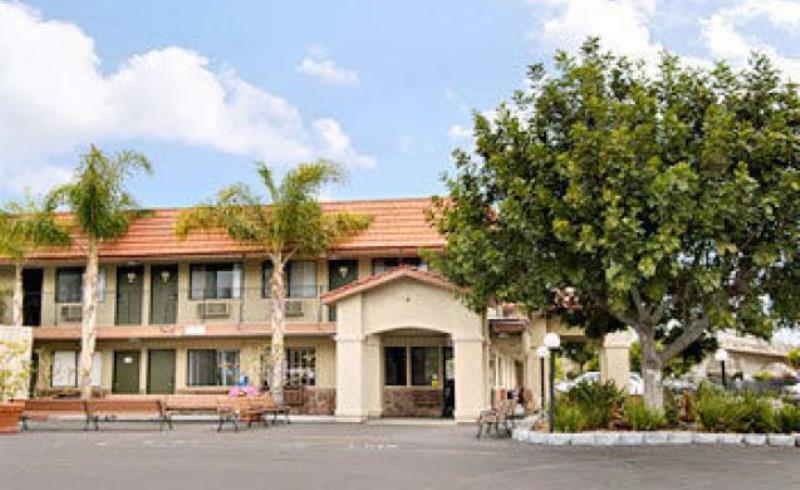 Hotel Primera San Diego Luaran gambar